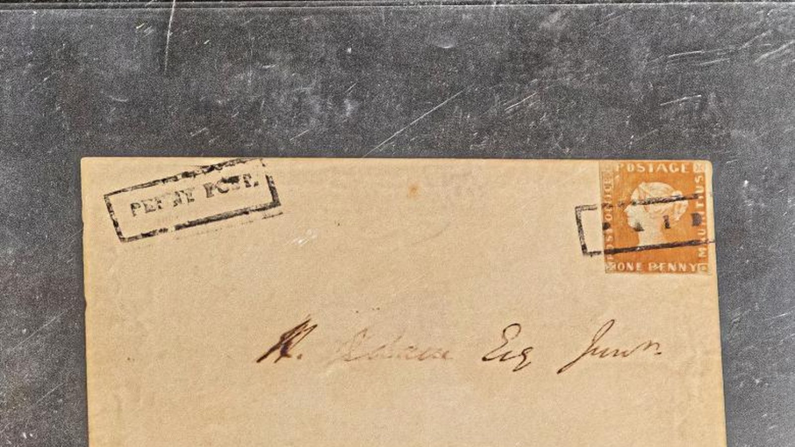 Der Traum der Philatelisten, der „Mauritius Ball Cover“ von 1847. Fotos: Bürkle Der Traum der Philatelisten, der „Mauritius Ball Cover“ von 1847. Fotos: Bürkle