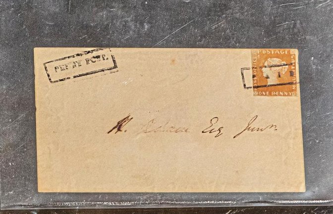 Der Traum der Philatelisten, der „Mauritius Ball Cover“ von 1847. Fotos: Bürkle