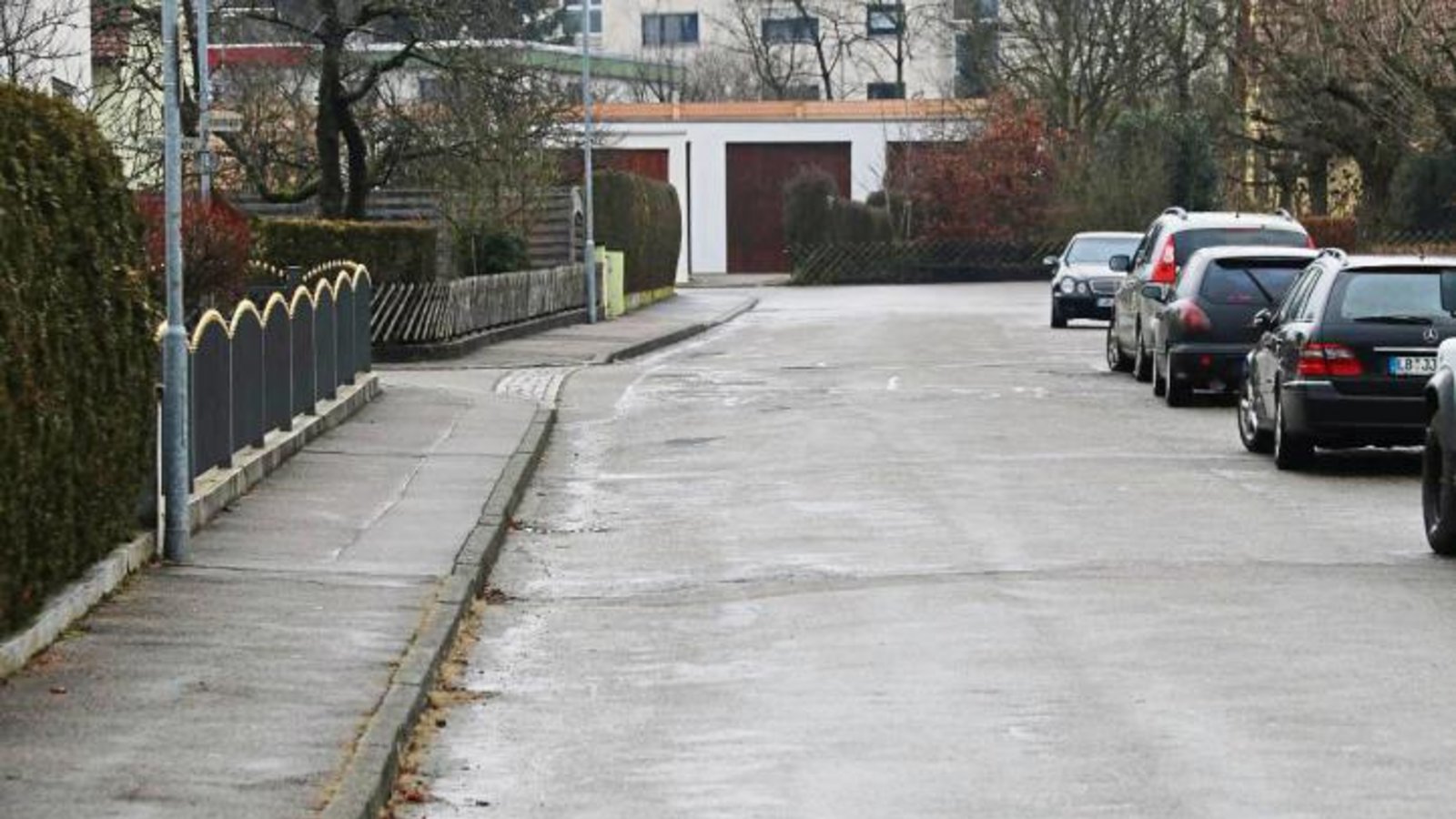 ... die Krumhaarstraße saniert. Fotos: Bögel