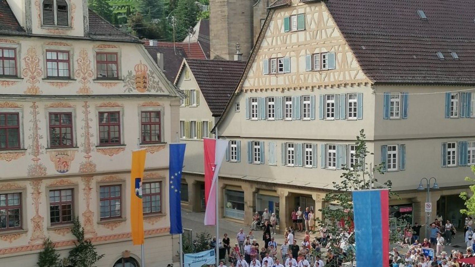Gut besucht: der Vaihinger Marktplatz am Sonntagabend. Foto: Banholzer Gut besucht: der Vaihinger Marktplatz am Sonntagabend. Foto: Banholzer