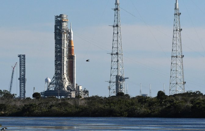 Erfahren Sie alles Wichtige zum Start der Artemis-2-Rakete und der ersten bemannten Mondumrundung seit etwa 50 Jahren. Termin und Uhrzeit des Starts.<span class='image-autor'>Foto: IMAGO / SOPA Images</span>