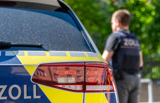 Mit Hunderten Einsatzkräften gab es eine Großrazzia von Polizei und Zoll. (Symbolbild)<span class='image-autor'>Foto: Leonie Asendorpf/dpa</span>