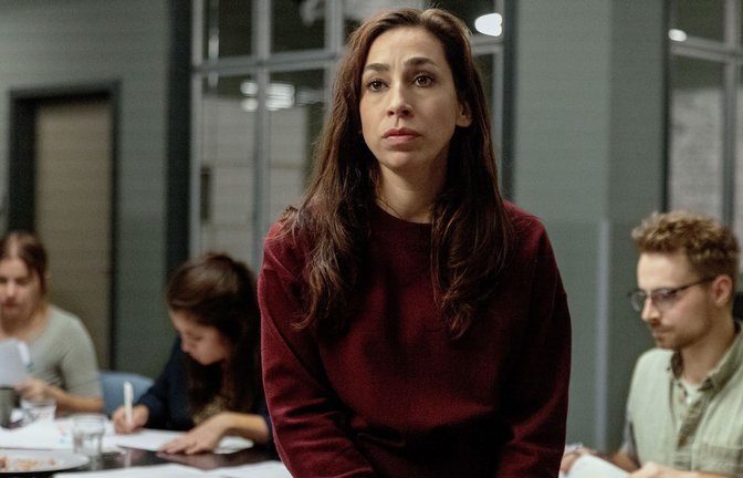 Kann sich aus persönlichen Gründen schlecht auf den Fall konzentrieren: Errmittlerin Tessa Ott (Carol Schuler).<span class='image-autor'>Foto: ARD Degeto Film/SRF/Sava Hlavace</span>