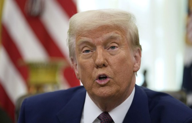 Abgeordnete der Partei von Präsident Donald Trump griffen Fernsehsender massiv wegen angeblich voreingenommener Berichterstattung an. (Archivbild)<span class='image-autor'>Foto: dpa/AP/Ben Curtis</span>