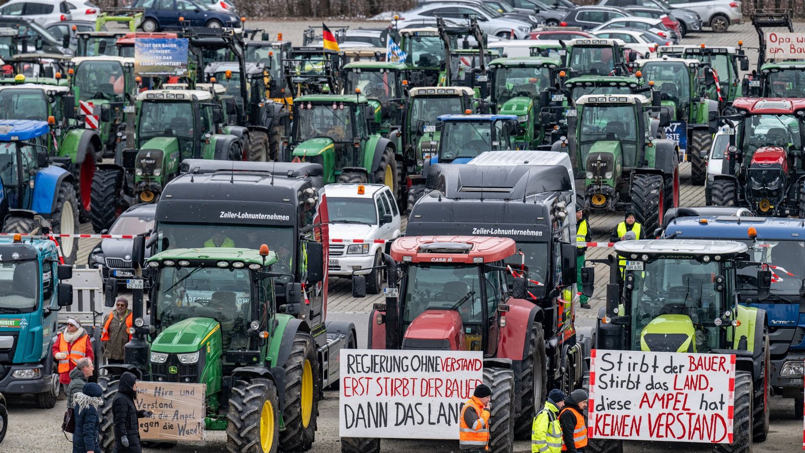 Am Montag protestierten in ganz Deutschland Landwirte gegen die Sparpläne der Bundesregierung.Foto: dpa/Armin Weigel Am Montag protestierten in ganz Deutschland Landwirte gegen die Sparpläne der Bundesregierung.Foto: dpa/Armin Weigel