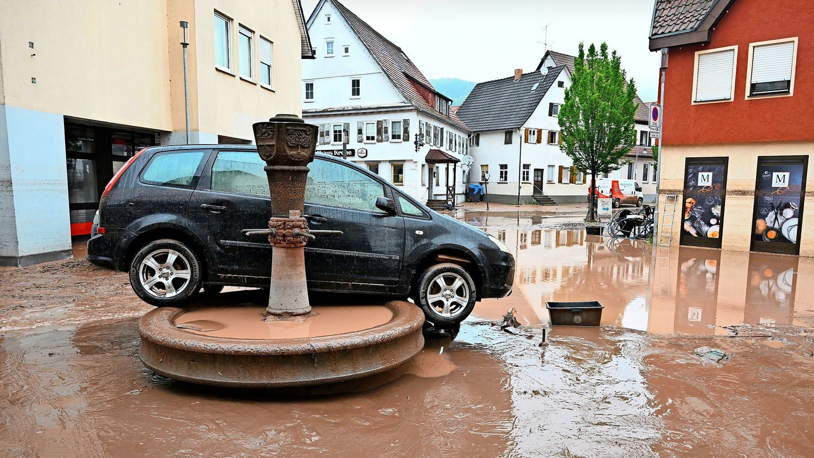Die Grüne Jugend nimmt auch die Folgen des Klimawandels – wie hier das Hochwasser in Rudersberg – in den Blick, aber nicht nur.Foto: dpa/Bernd Weißbrod Die Grüne Jugend nimmt auch die Folgen des Klimawandels – wie hier das Hochwasser in Rudersberg – in den Blick, aber nicht nur.Foto: dpa/Bernd Weißbrod
