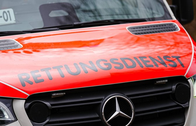 Eine Frau ist in einem Wald in Burladingen (Zollernalbkreis) von ihrem eigenen Kleinbus eingeklemmt worden und gestorben (Symbolfoto).<span class='image-autor'>Foto: IMAGO/Eibner/IMAGO/Eibner-Pressefoto/Marcel von Fehrn</span>