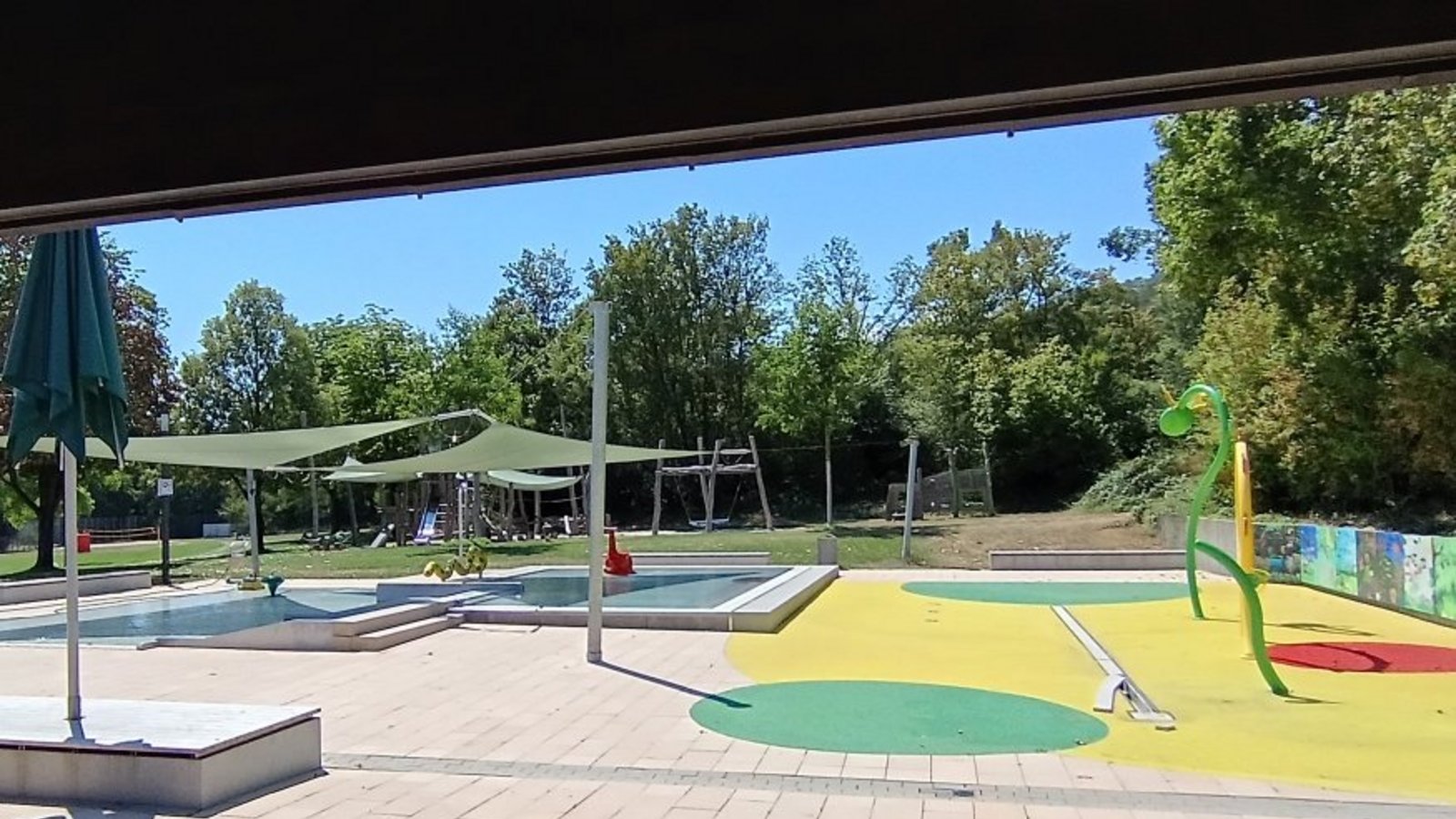 Schäden beseitigt: Das Kleinkindbecken des Vaihinger Enztalbades kann jetzt wieder genutzt werden. Foto: Arning Schäden beseitigt: Das Kleinkindbecken des Vaihinger Enztalbades kann jetzt wieder genutzt werden. Foto: Arning