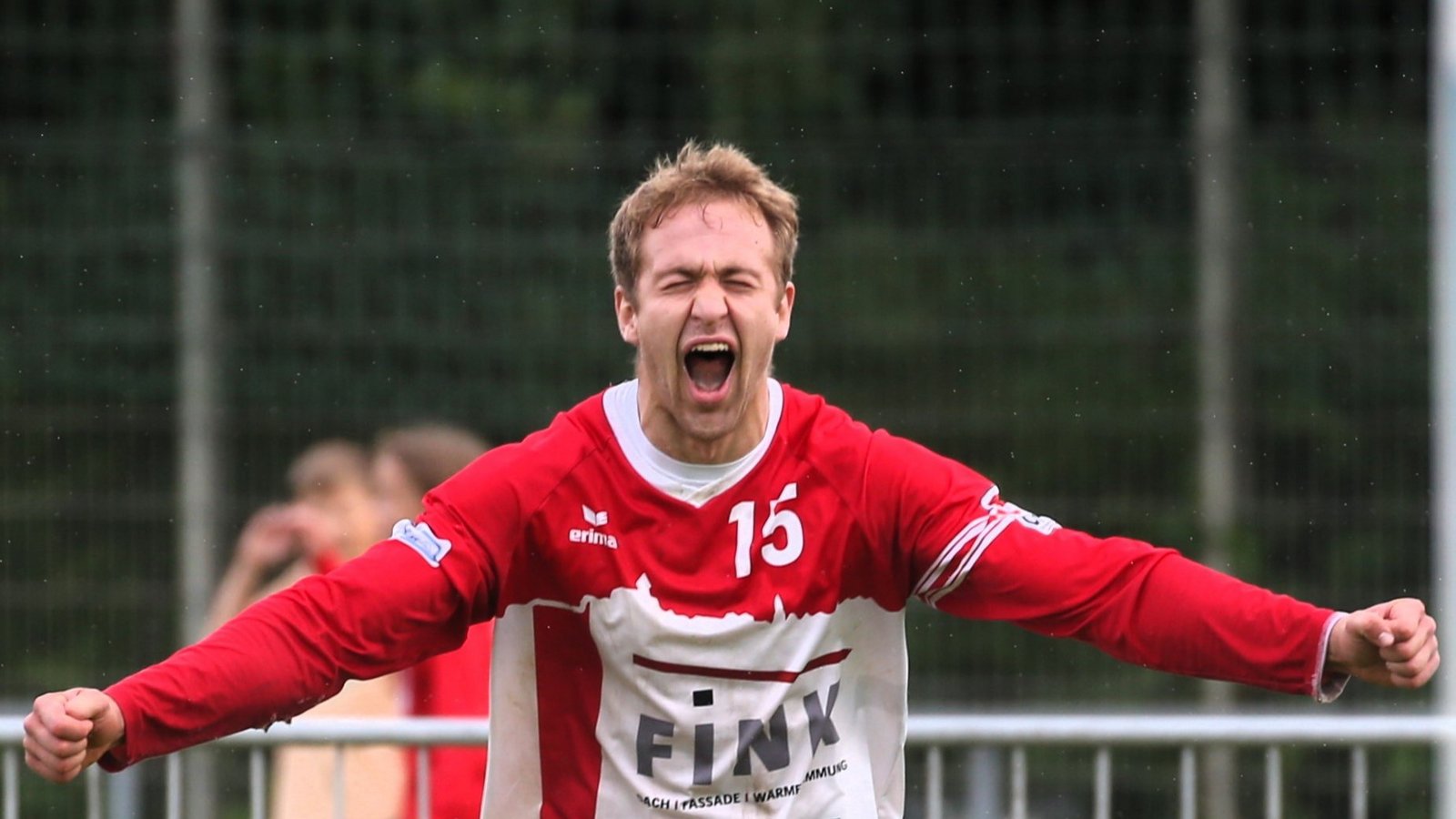 DM, wir kommen! Tobias Maurer freut sich über die frühzeitige Qualifikation durch den 5:0-Sieg gegen Käfertal. Foto: Küppers