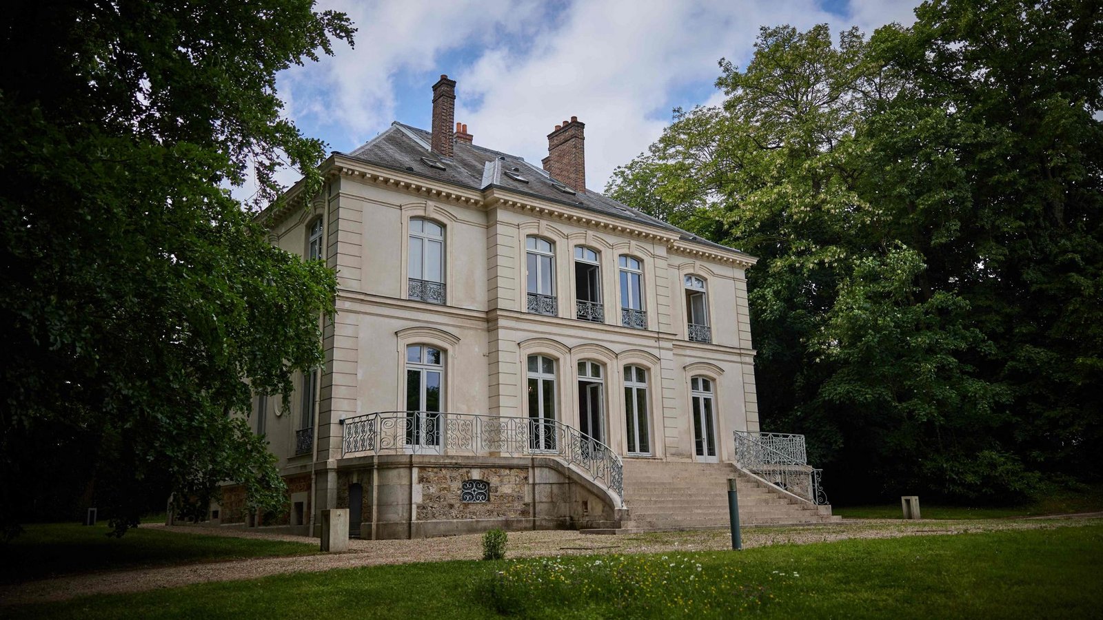 Kann sich sehen lassen: Karl Lagerfelds Luxusvilla bei Paris steht zum Verkauf.Foto: AFP/KIRAN RIDLEY Kann sich sehen lassen: Karl Lagerfelds Luxusvilla bei Paris steht zum Verkauf.Foto: AFP/KIRAN RIDLEY
