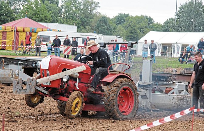 Wer schafft beim Trecker Treck in Sersheim den Full Pull und zieht den Bremswagen die gesamte Distanz durch? Foto: Archiv