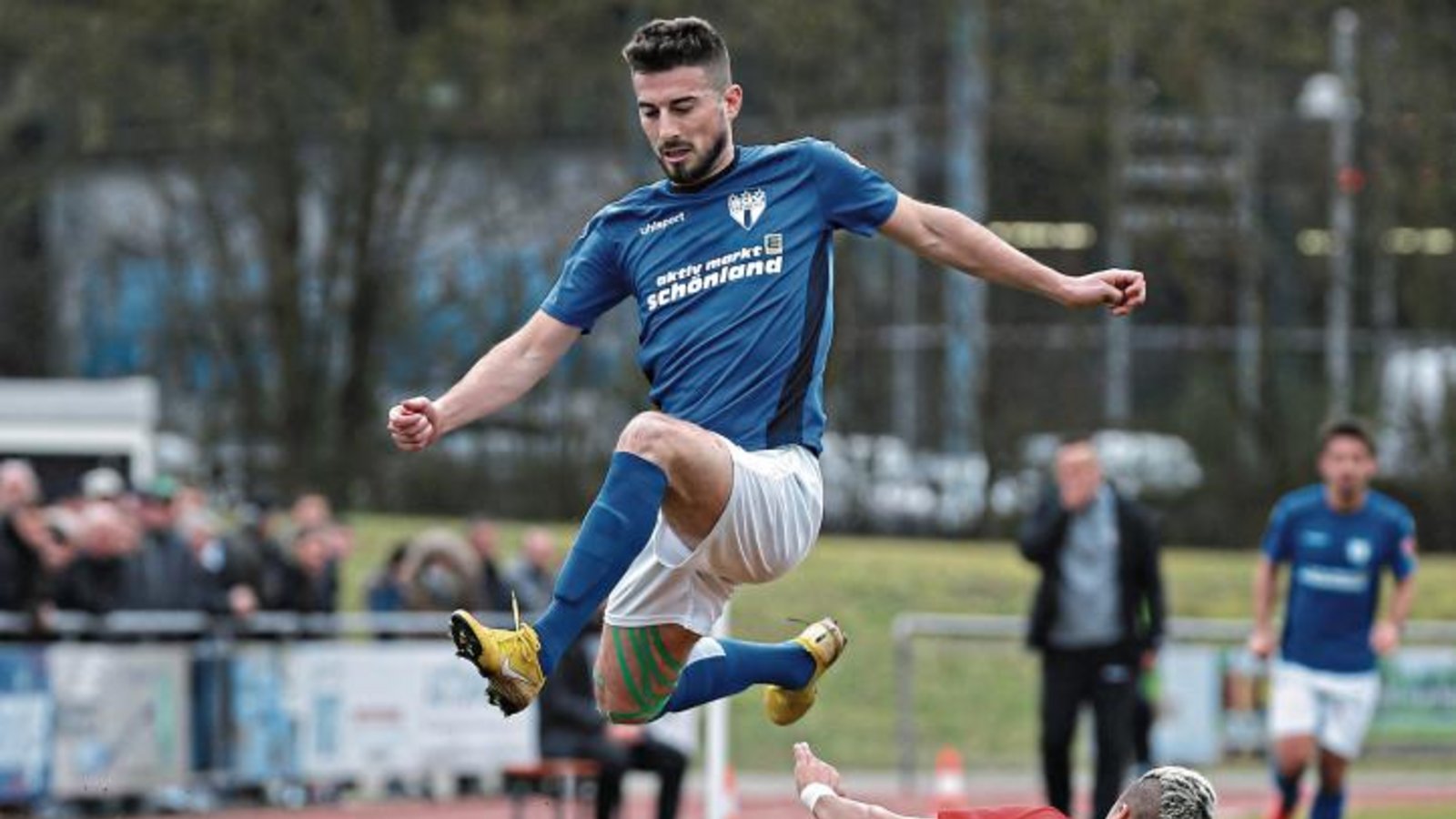 In der neuen Saison möchte Spetim Muzliukaj (oben) mit dem FSV 08 Bissingen in der Fußball-Oberliga zum Höhenflug ansetzen. Foto: Baumann
