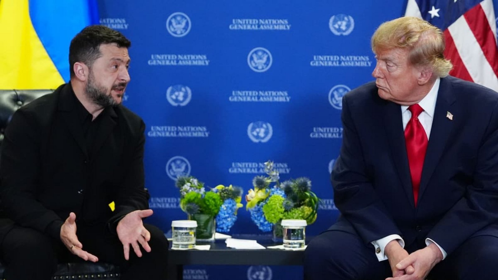 Missstimmung: US-Präsident Donald Trump (r., hier bei einem Treffen am Rande der UN-Generalversammlung) setzt seinen ukrainischen Amtskollegen Wolodymyr Selenskyj (l.) unter Druck.Julia Demaree Nikhinson/AP/dpa Missstimmung: US-Präsident Donald Trump (r., hier bei einem Treffen am Rande der UN-Generalversammlung) setzt seinen ukrainischen Amtskollegen Wolodymyr Selenskyj (l.) unter Druck.Julia Demaree Nikhinson/AP/dpa