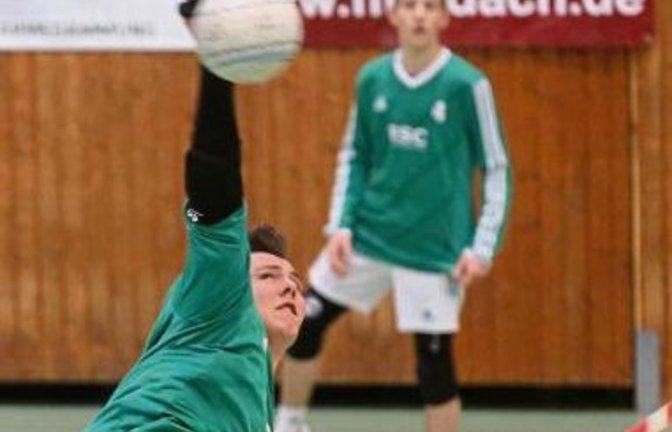 Kai Mörbe vom SV Kubschütz zeichnet sich durch eine Fairplay-Aktion aus.
