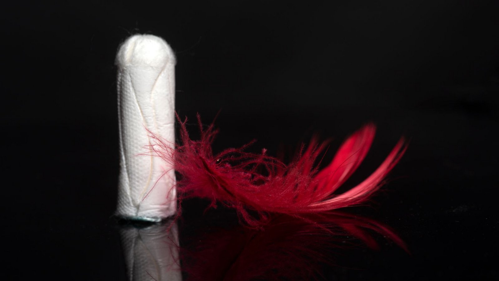 Ein Tampon kann ein toxisches Schocksyndrom auslösen, ist aber keine zwingende Voraussetzung dafür.Foto: Imago/Pond5 Images Ein Tampon kann ein toxisches Schocksyndrom auslösen, ist aber keine zwingende Voraussetzung dafür.Foto: Imago/Pond5 Images