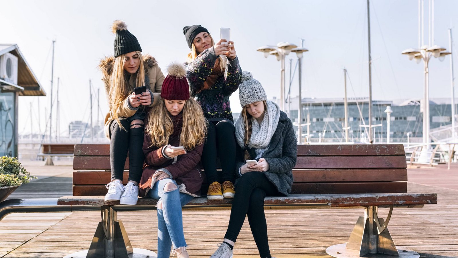 Wann wird die Handynutzung zur Sucht?Foto: imago/Westend61/imago stock&people Wann wird die Handynutzung zur Sucht?Foto: imago/Westend61/imago stock&people