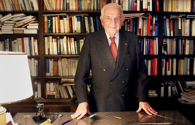 Alfred Grosser im Jahr 2009 in seinem Pariser Büro<span class='image-autor'>Foto: AFP/Thomas Coex</span>