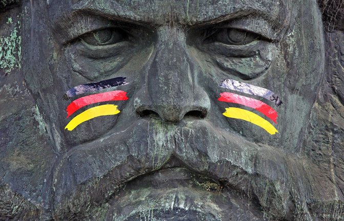 Ist deshalb alles falsch, was der Philosoph mit dem Prophetenbart auf Tausenden von Seiten ausgebreitet hat? „Mitnichten“, sagt der langjährige Chef des Ifo-Instituts für Wirtschaftsforschung in München, Hans-Werner Sinn. Vor allem Marx’ Krisentheorien seien heute wieder „hochaktuell“.<span class='image-autor'>Foto: dpa</span>