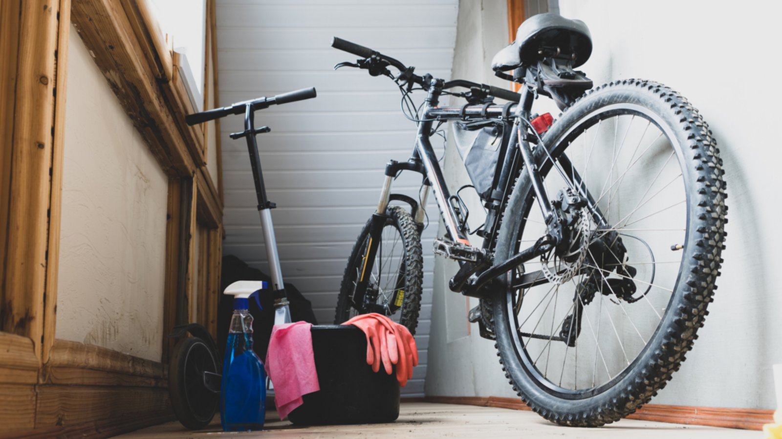 Vor dem Verkaufen sollte das E-Bike nochmal gründlich gereinigt werden.Foto: kartli777 / shutterstock.com
