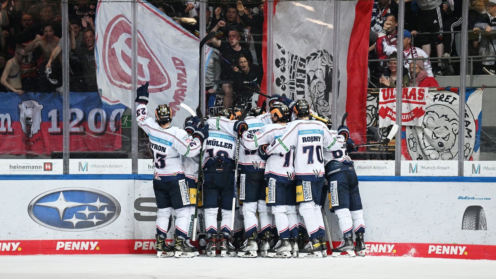 Die Eisbären konnten die Finalserie gegen Red Bull München ausgleichen.Foto: Angelika Warmuth/dpa