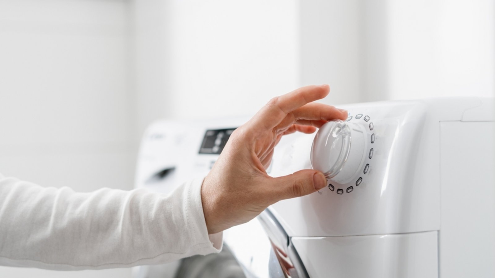 Sollte die Waschmaschine ausbleiben?Foto: brizmaker / shutterstock.com
