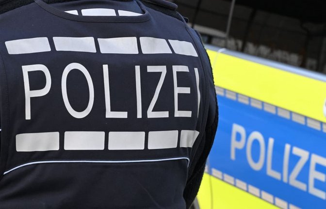 Ein Großeinsatz der Polizei hat im oberbayerischen Landkreis Bad Tölz-Wolfratshausen für Aufsehen gesorgt (Symbolfoto).<span class='image-autor'>Bernd Weißbrod/dpa</span>