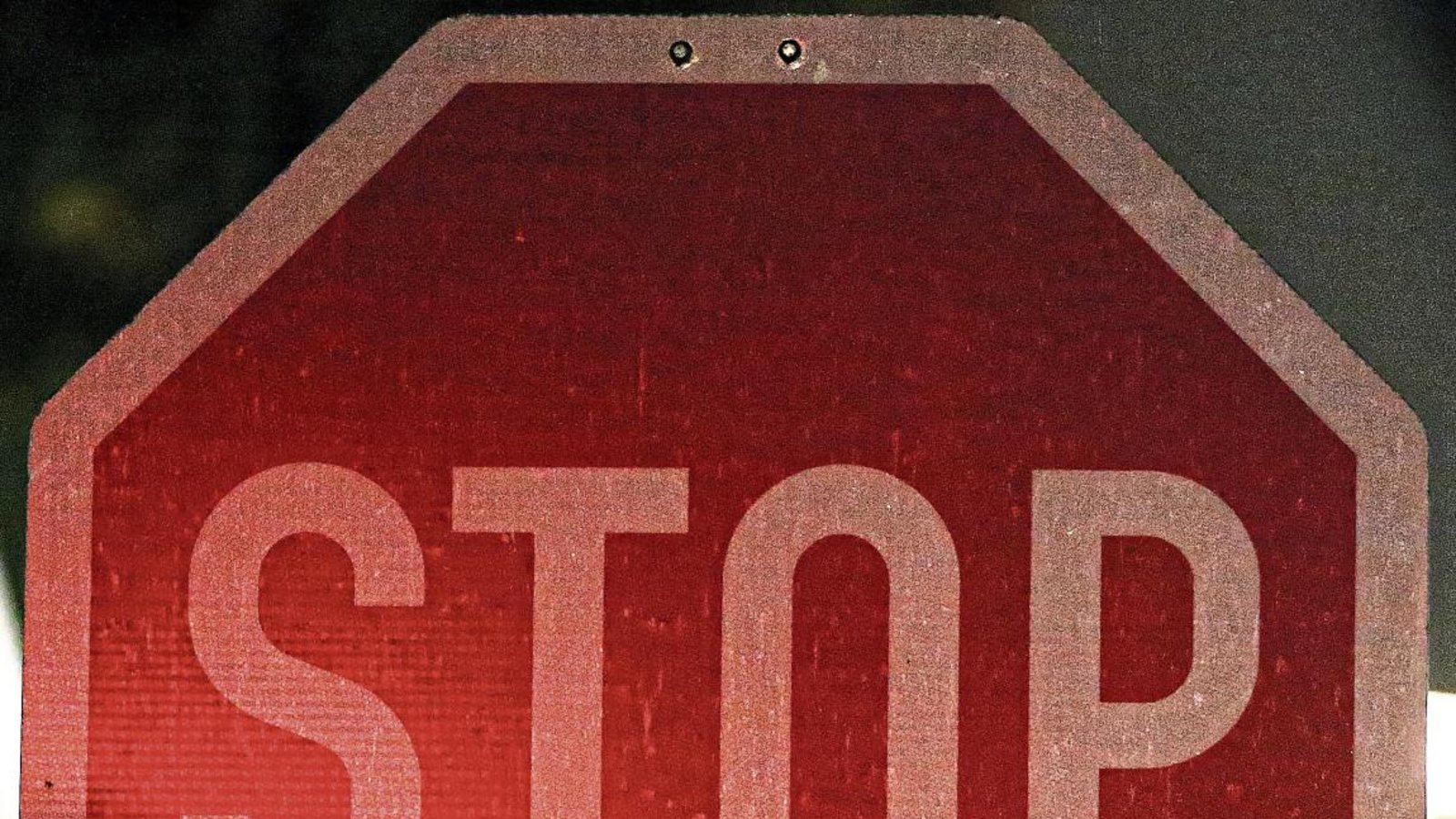 Stop und alle Lichter auf Rot – der Amateursport legt in diesem Jahr zum zweiten Mal eine Vollbremsung hin. Foto: Küppers Stop und alle Lichter auf Rot – der Amateursport legt in diesem Jahr zum zweiten Mal eine Vollbremsung hin. Foto: Küppers