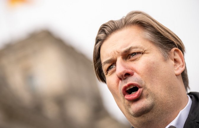 Maximilian Krah ist der AfD-Spitzenkandidat für die Europawahl.<span class='image-autor'>Foto: Michael Kappeler/dpa</span>