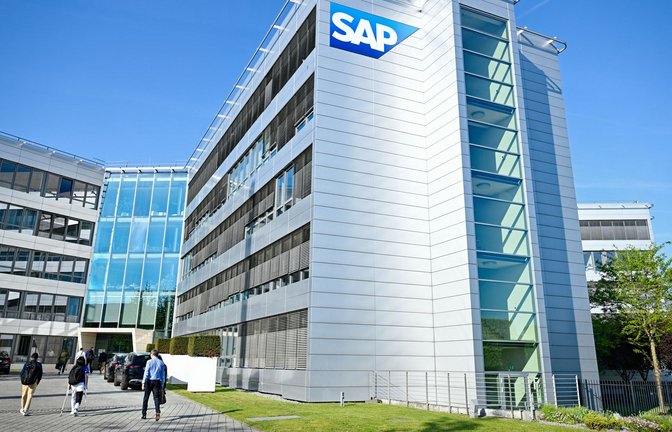 Statistiken besser verstehen: SAP stärkt sich mit einer KI-Firma und investiert kräftig. (Archivbild)<span class='image-autor'>Foto: Uwe Anspach/dpa</span>