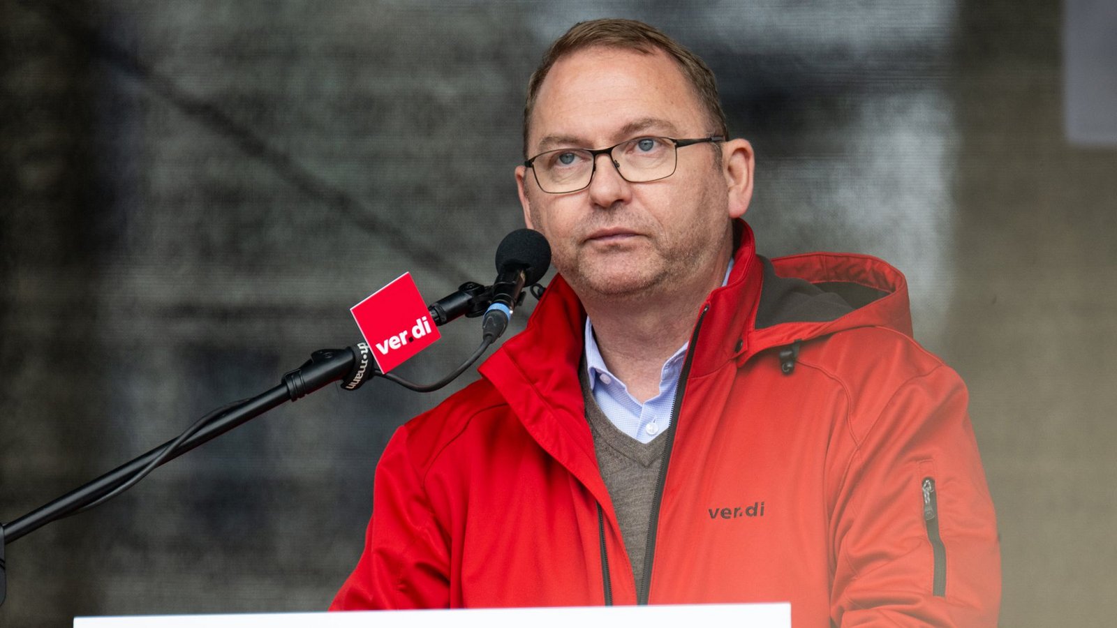 Verdi-Chef Frank Werneke rechnet nicht mit einer Eskalation in der Tarifrunde.Foto: dpa/Sebastian Gollnow Verdi-Chef Frank Werneke rechnet nicht mit einer Eskalation in der Tarifrunde.Foto: dpa/Sebastian Gollnow