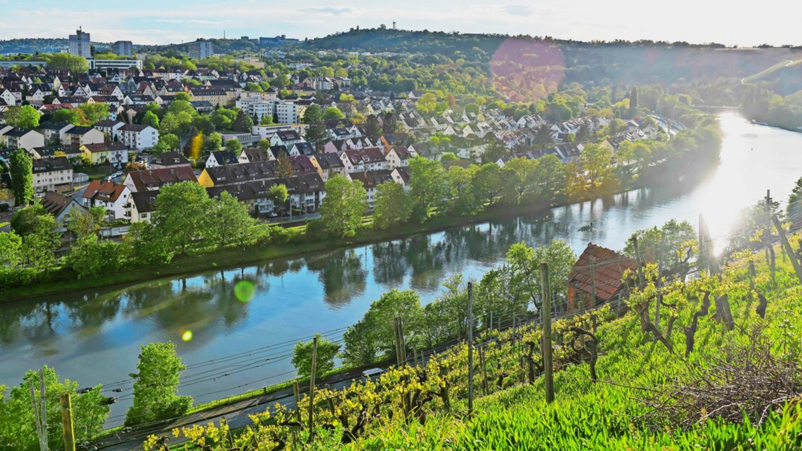 Liegt am Neckar und ist bezahlbar: Im Stuttgarter Bezirk Münster ist die Miete von 2024 auf 2025 im Mittel um mehr als zwei Euro pro Quadratmeter gesunken.Foto: Lg/Max Kovalenko Liegt am Neckar und ist bezahlbar: Im Stuttgarter Bezirk Münster ist die Miete von 2024 auf 2025 im Mittel um mehr als zwei Euro pro Quadratmeter gesunken.Foto: Lg/Max Kovalenko
