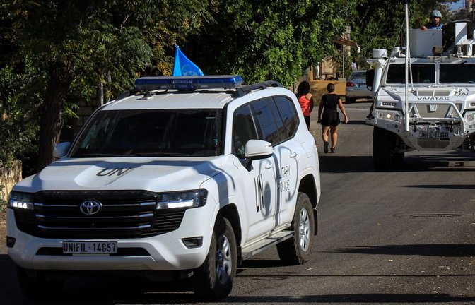 Die Friedenstruppen der Interimstruppe der Vereinten Nationen im Libanon (UNIFIL) bleiben trotz israelischen Beschusses im Libanon (Archivfoto).<span class='image-autor'>Foto: dpa/Stringer</span>