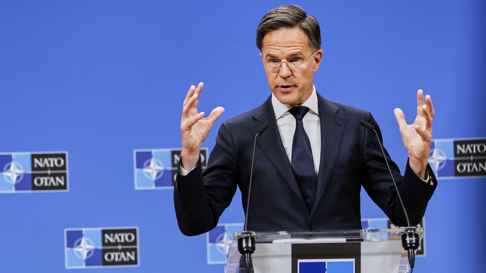 Nato-Generalsekretär Mark Rutte mahnt die Mitglieder der Allianz, mehr in die Verteidigung zu investieren – auch in den Kauf von Drohnen.Foto: Geert Vanden Wijngaert/AP/dpa Nato-Generalsekretär Mark Rutte mahnt die Mitglieder der Allianz, mehr in die Verteidigung zu investieren – auch in den Kauf von Drohnen.Foto: Geert Vanden Wijngaert/AP/dpa