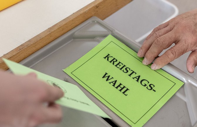 Auf den vorderen Listenplätzen für die Kreistagswahlen tauchen jede Menge Oberbürgermeister und Bürgermeister auf.<span class='image-autor'>Foto: dpa/Patrick Seeger</span>