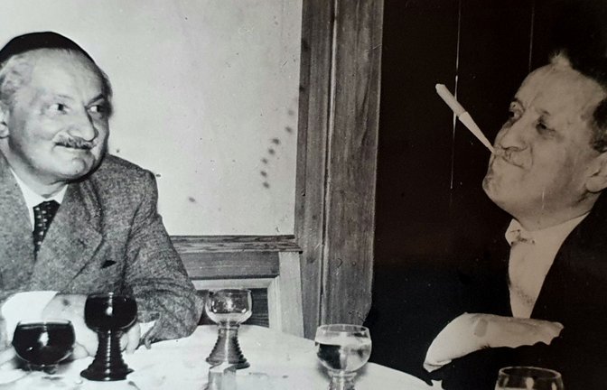 Während Martin Heidegger über das Seyende nachdenkt, macht sein Bruder Fritz seine Späße – und spottet auch über Nazi-Bonzen.<span class='image-autor'>Foto: Heidegger-Archiv Meßkirch</span>