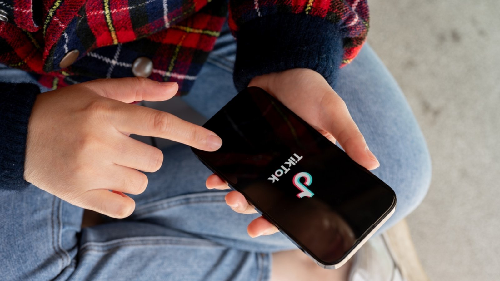 Was bedeutet "Pookie", das Trendwort auf TikTok?Foto: BongkarnGraphic/Shutterstock Was bedeutet "Pookie", das Trendwort auf TikTok?Foto: BongkarnGraphic/Shutterstock