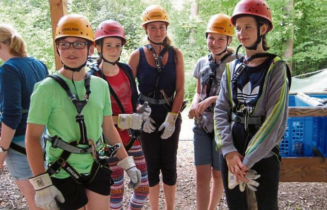 Der Ausflug in den Kletterwald war für die jungen Musiker ein Erlebnis.  Foto: p