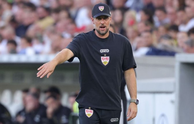 Sebastian Hoeneß und der VfB sind am Samstag in Paderborn gefordert.<span class='image-autor'>Baumann/Volker Mueller</span>