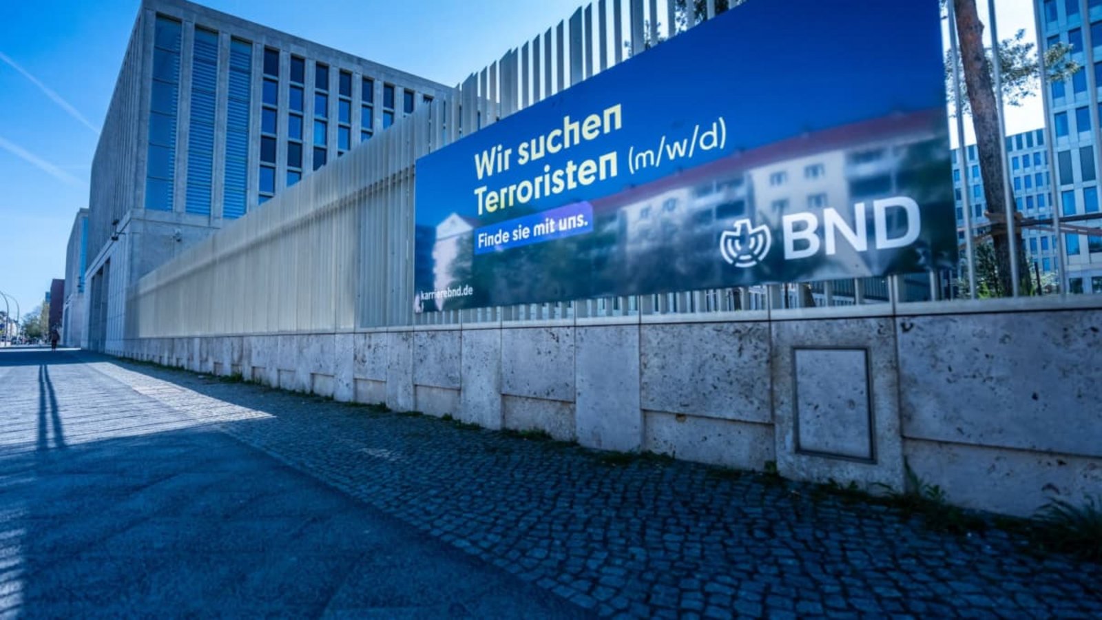 Neue Rechte, neue Perspektiven für die Mitarbeit. Blick auf die Zentrale des Bundesnachrichtendienstes in Berlin.Michael Kappeler/dpa Neue Rechte, neue Perspektiven für die Mitarbeit. Blick auf die Zentrale des Bundesnachrichtendienstes in Berlin.Michael Kappeler/dpa