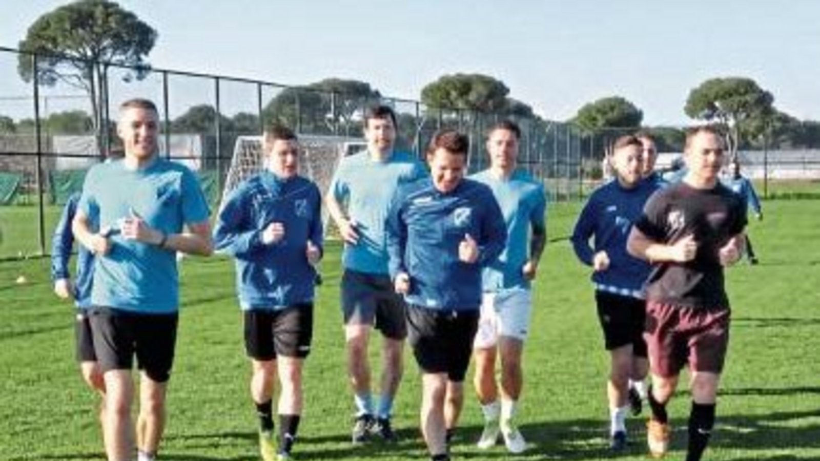 Warmlaufen für die zweite Saisonhälfte: Der TSV Häfnerhaslach machte sich in einem einwöchigen Trainingslager im türkuschen Belek fit. Foto: privat Warmlaufen für die zweite Saisonhälfte: Der TSV Häfnerhaslach machte sich in einem einwöchigen Trainingslager im türkuschen Belek fit. Foto: privat