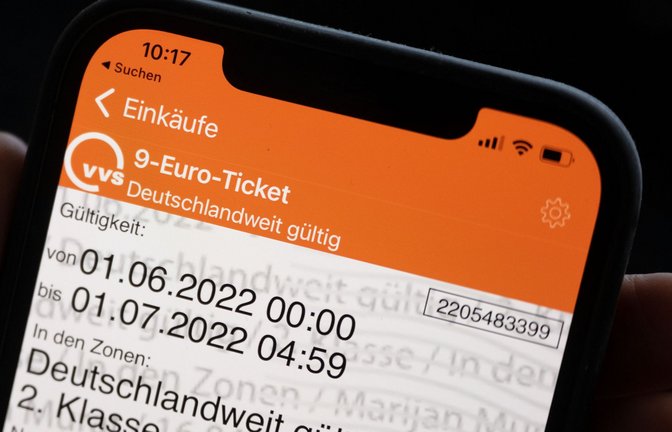 Das 9-Euro-Ticket ist noch nicht beschlossene Sache.<span class='image-autor'>Foto: Marijan Murat/dpa</span>