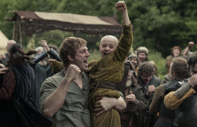 Peter Claffey als Ser Duncan und Dexter Sol Ansell als Egg in „A Knight of the Seven Kingdoms“<span class='image-autor'>Foto: HBO / Steffan Hill</span>
