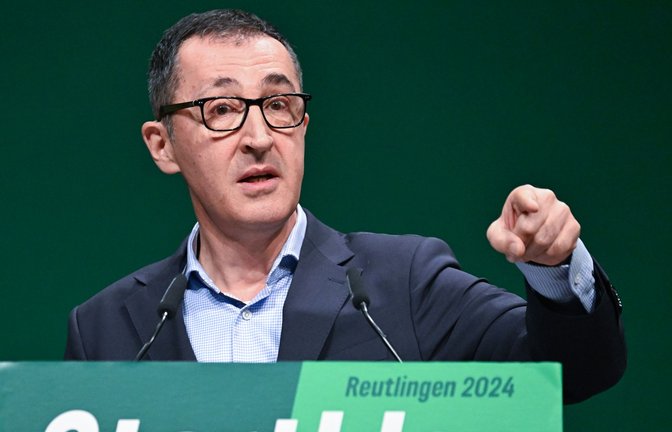 Bundesminister Cem Özdemir auf dem Parteitag der baden-württembergischen Grünen in Reutlingen.<span class='image-autor'>Foto: Bernd Weißbrod/dpa/Bernd Weißbrod</span>