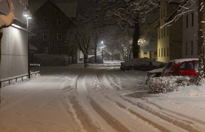 Bis zu 25 Zentimeter Schnee gab es in Regionen östlich von Stuttgart, wie hier in Schwäbisch Gmünd.<span class='image-autor'>Foto: imago/A. Friedrichs</span>