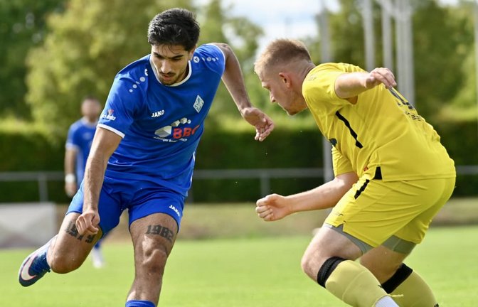 Einer allein kann es nicht richten: Jamie-Noah Demir (links) ist bei der SV Böblingen an jeder gefährlichen Aktion beteiligt.<span class='image-autor'>Kevin Schuon</span>