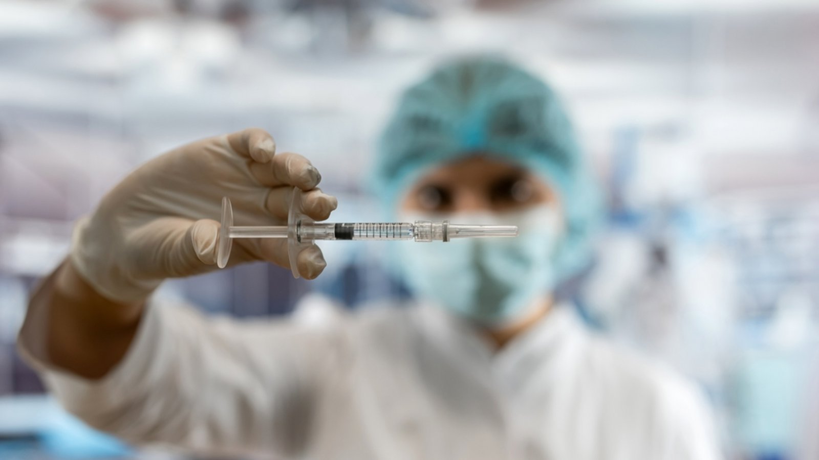 Gibt es einen Impfstoff?Foto: RomanR / shutterstock.com Gibt es einen Impfstoff?Foto: RomanR / shutterstock.com