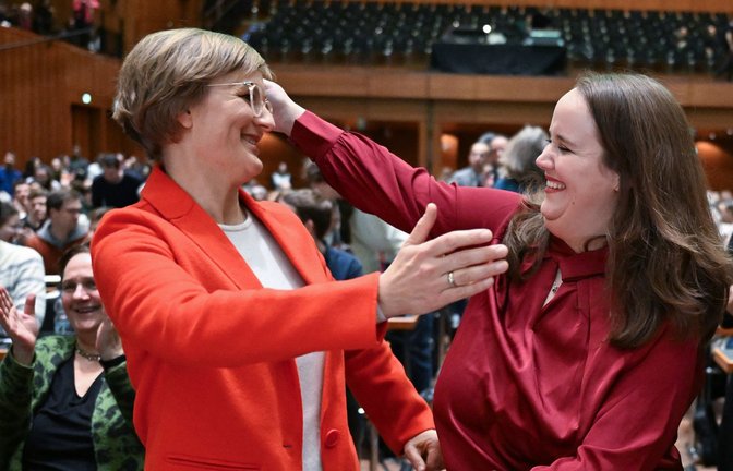 Franziska Brantner und Ricarda Lang treten als Spitzenduo für die Grünen in Baden-Württemberg an.<span class='image-autor'>Foto: dpa/Bernd Weißbrod</span>