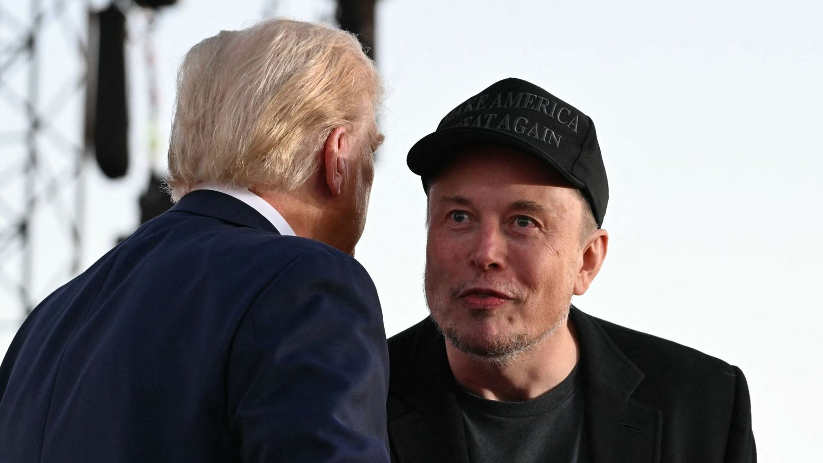 Die US-Demokraten wollen gegen Präsidentenberater Musk vorgehen (Archivbild).Foto: AFP/JIM WATSON Die US-Demokraten wollen gegen Präsidentenberater Musk vorgehen (Archivbild).Foto: AFP/JIM WATSON