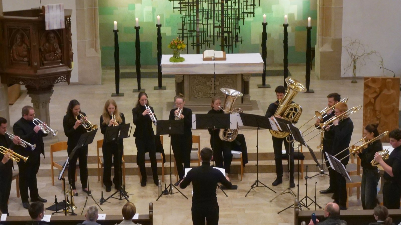 Das Junge Süddeutsche Brassensemble gastierte am Samstagabend in der Stadtkirche in Vaihingen.  Foto: Friedrich