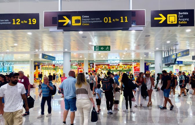 Auch der Flughafen auf Mallorca wird von den Streiks betroffen sein. (Symbolbild)<span class='image-autor'>Foto: Hadrian/ Shutterstock</span>